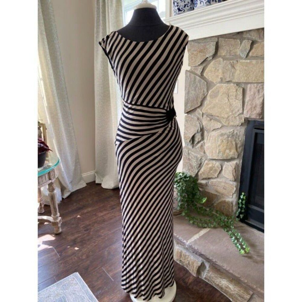 eci Dress (Medium)